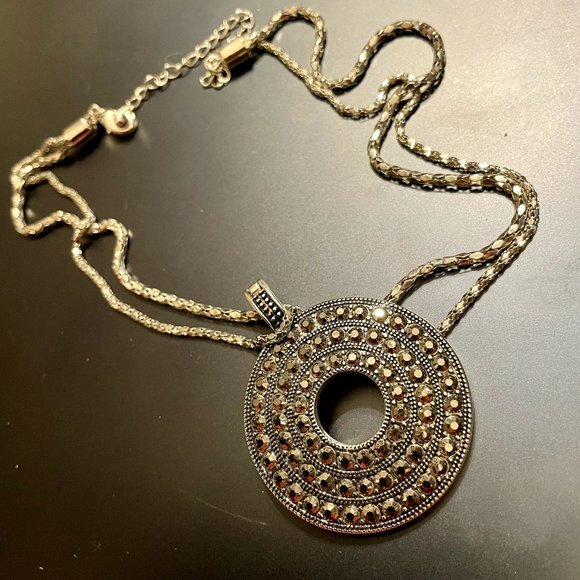 Premier Designs Double Strand Necklace & Removable Pendant - Picture 7 of 9